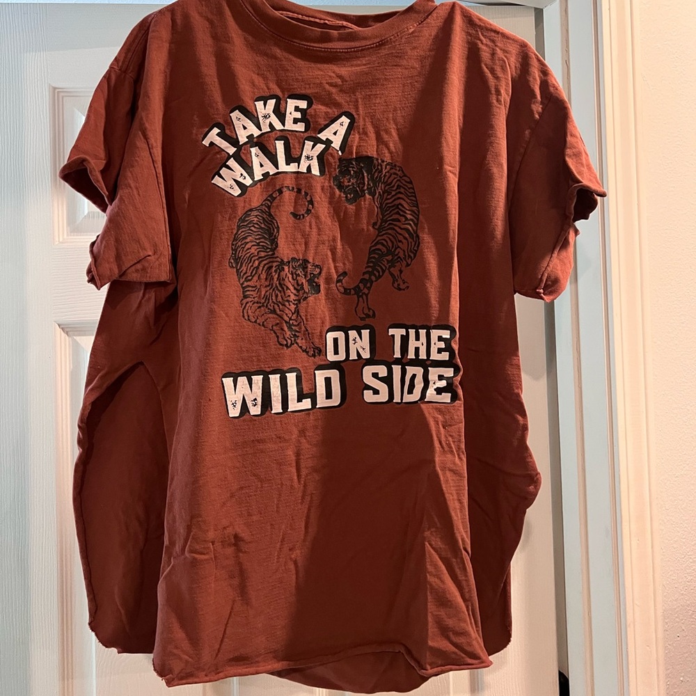 Pebby Forevee Short Sleeve Graphic Tee Large